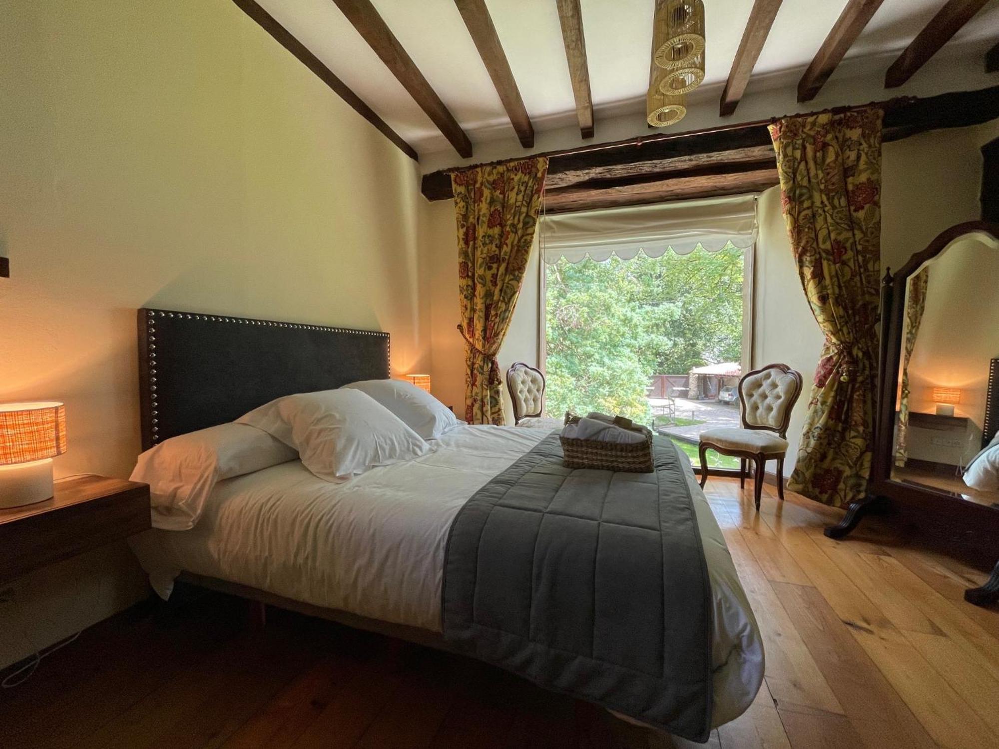 Bed and Breakfast Casa Cordoba Esles Екстер'єр фото